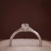 oval cut diamond ring, oval cut engagement ring, ovalslipad solitärring